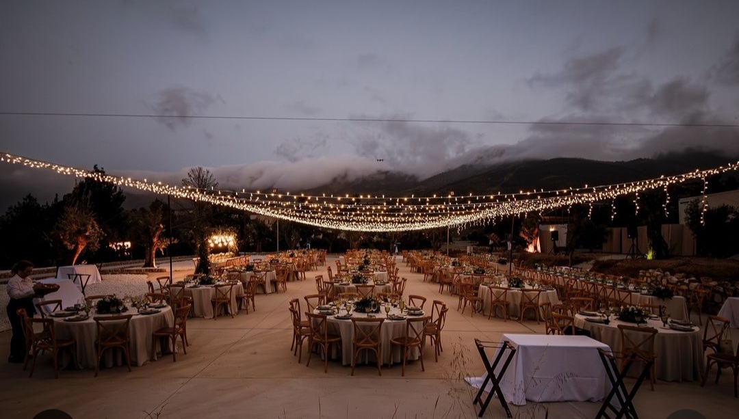 Avibo Rental decoracion banquete bodas con velas